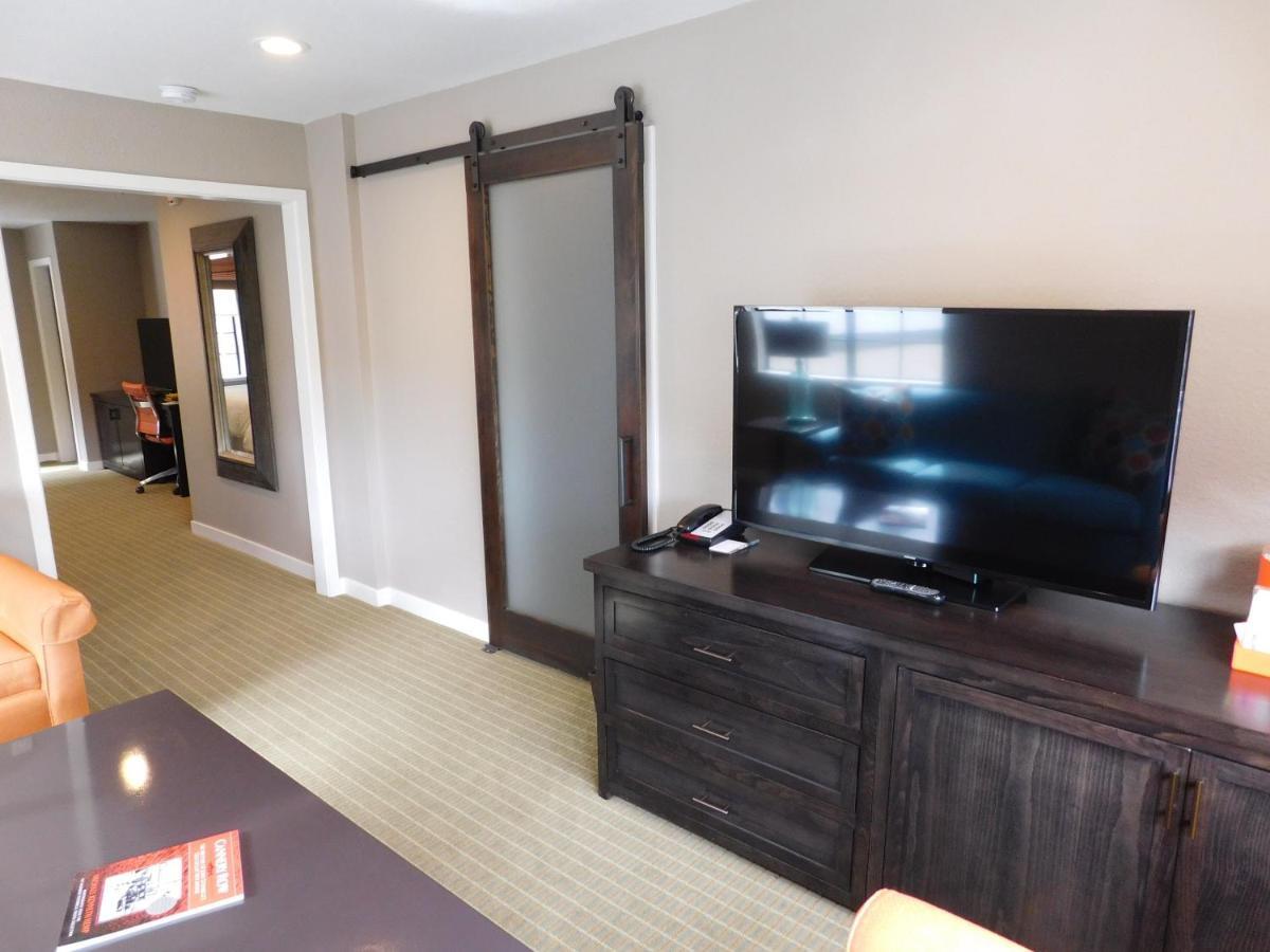 Wave Street Inn Monterey Bilik gambar